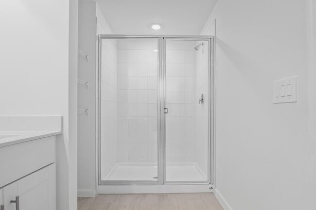 Building Photo - 621 Salisbury Cir