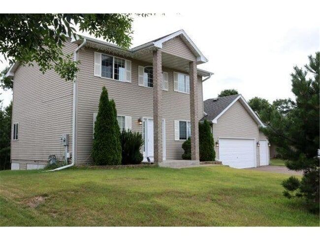 Building Photo - 23179 Arrowhead St NW