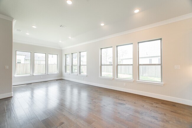 Building Photo - 49 Cassena Grove Pl