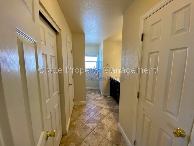 Building Photo - 22447 E Dorado Pl