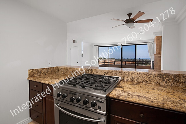 Building Photo - 567 Hygeia Ave