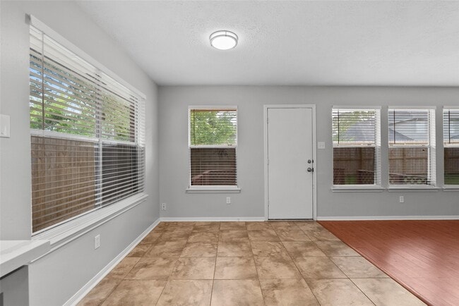Building Photo - 15834 Constitution Ln