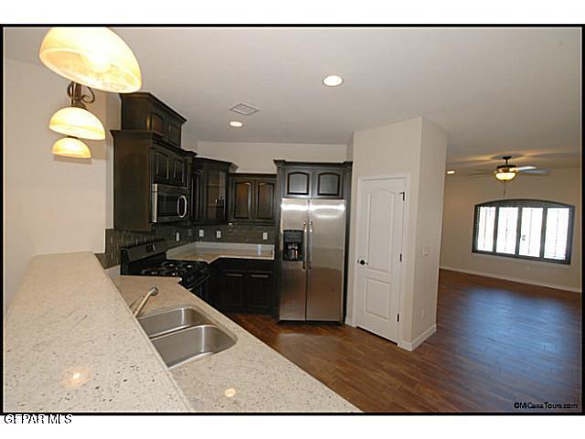 Building Photo - 3128 Coyote Park Dr