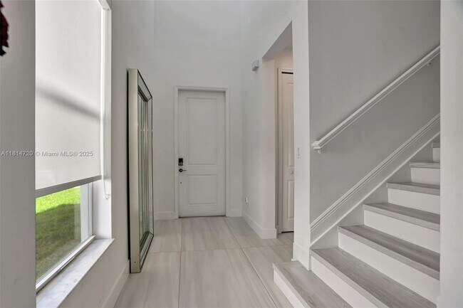 Building Photo - 1171 Veleiros Blvd