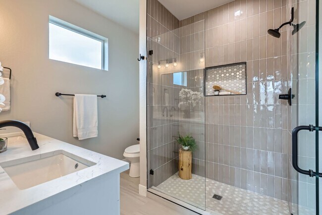 Building Photo - New Construction Half Duplex in Lakewood (...