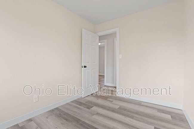 Building Photo - 5322 Newport Rd