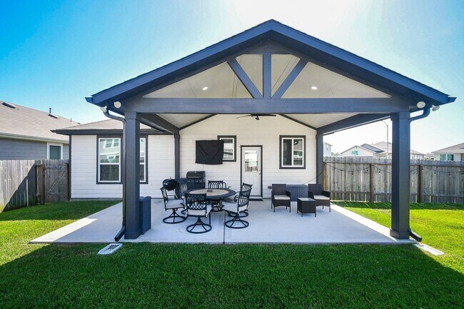 Building Photo - 17730 Winnower Ln