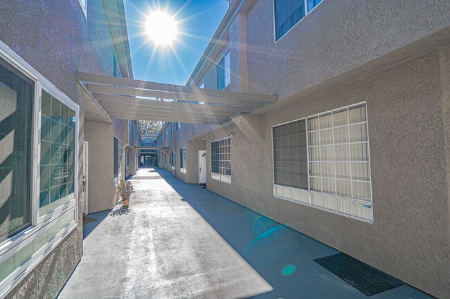 Building Photo - COMING SOON - Reseda - 2 Bedroom Condo for...