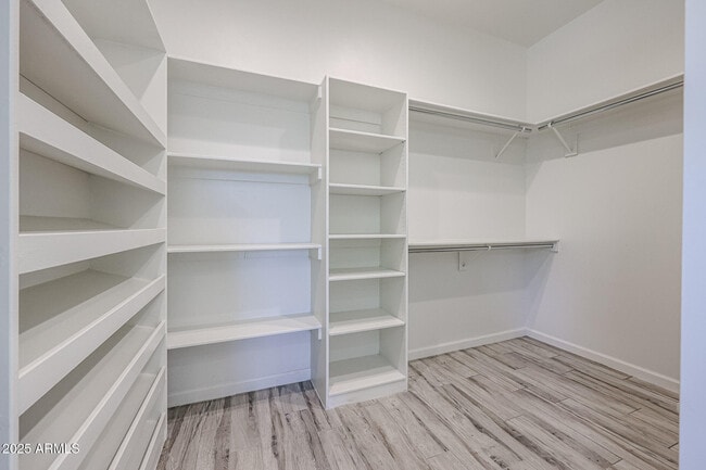 Building Photo - 14914 E Zapata Dr