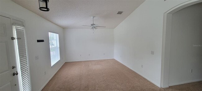 Building Photo - 226 Agua Vista St