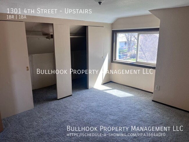 Building Photo - MOVE IN SPECIAL - $100 off first full mont...