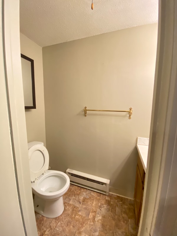 Building Photo - 11 King Arthur Dr