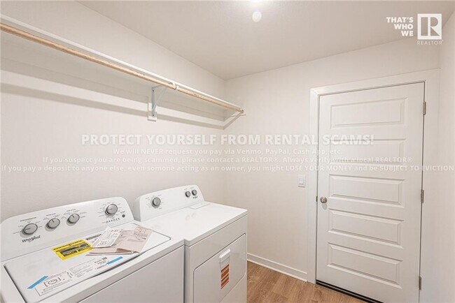Building Photo - 420 Raegan St