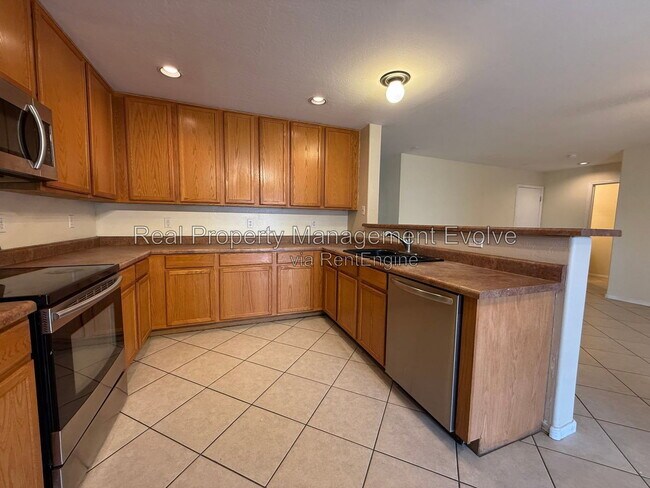 Building Photo - 25824 W Burgess Ln