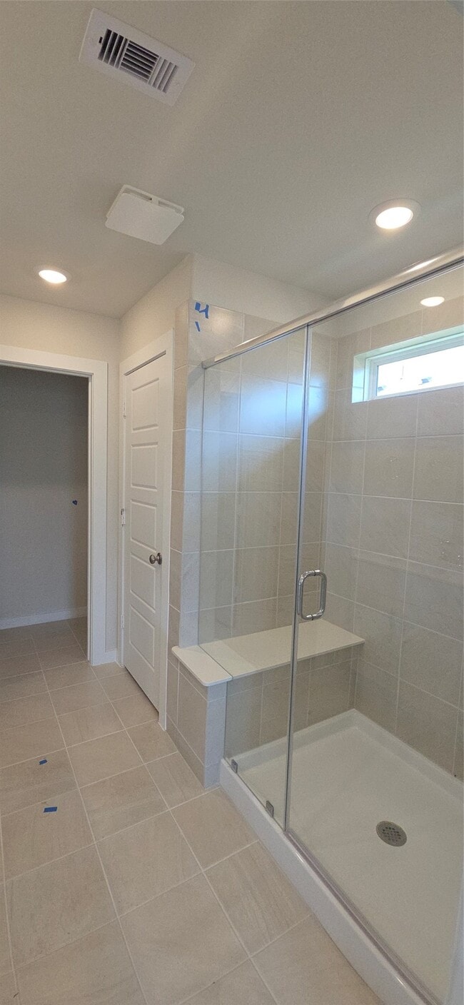 Building Photo - 271 Charles Rdg Dr