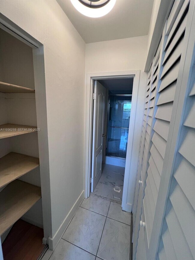 Building Photo - 2935 NE 163rd St