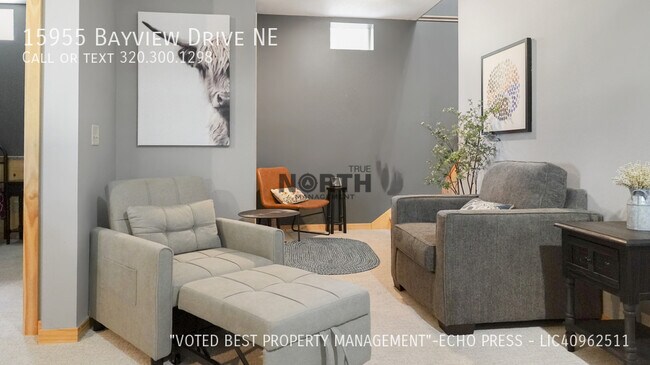 Building Photo - 15955 Bayview Dr NE