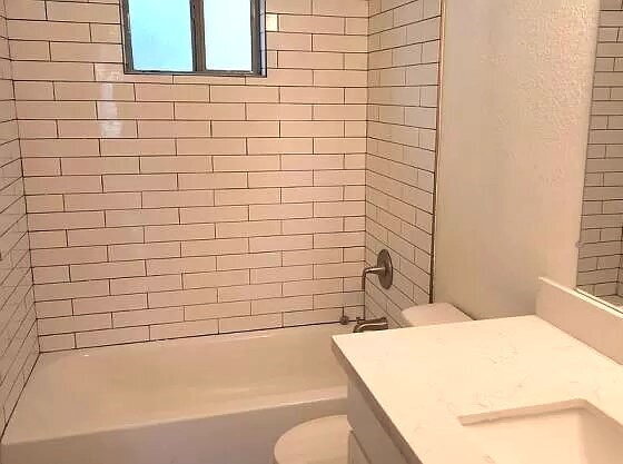 Primary Photo - TERRIFIC 2 BEDROOMS 1 BATH SINGLE STORY FO...