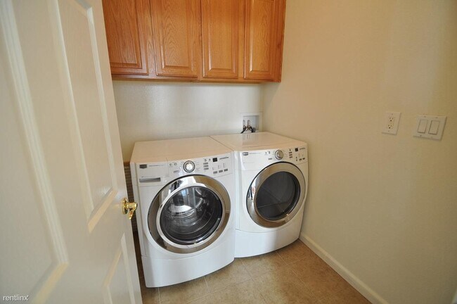 Building Photo - 1612 Salamoni Ct