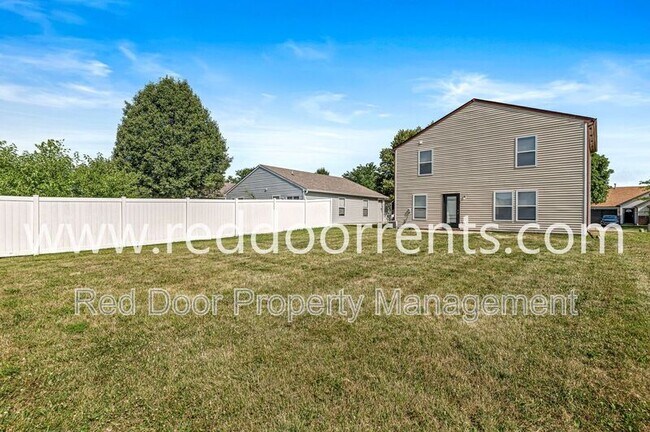 Building Photo - 7941 States Bend Dr
