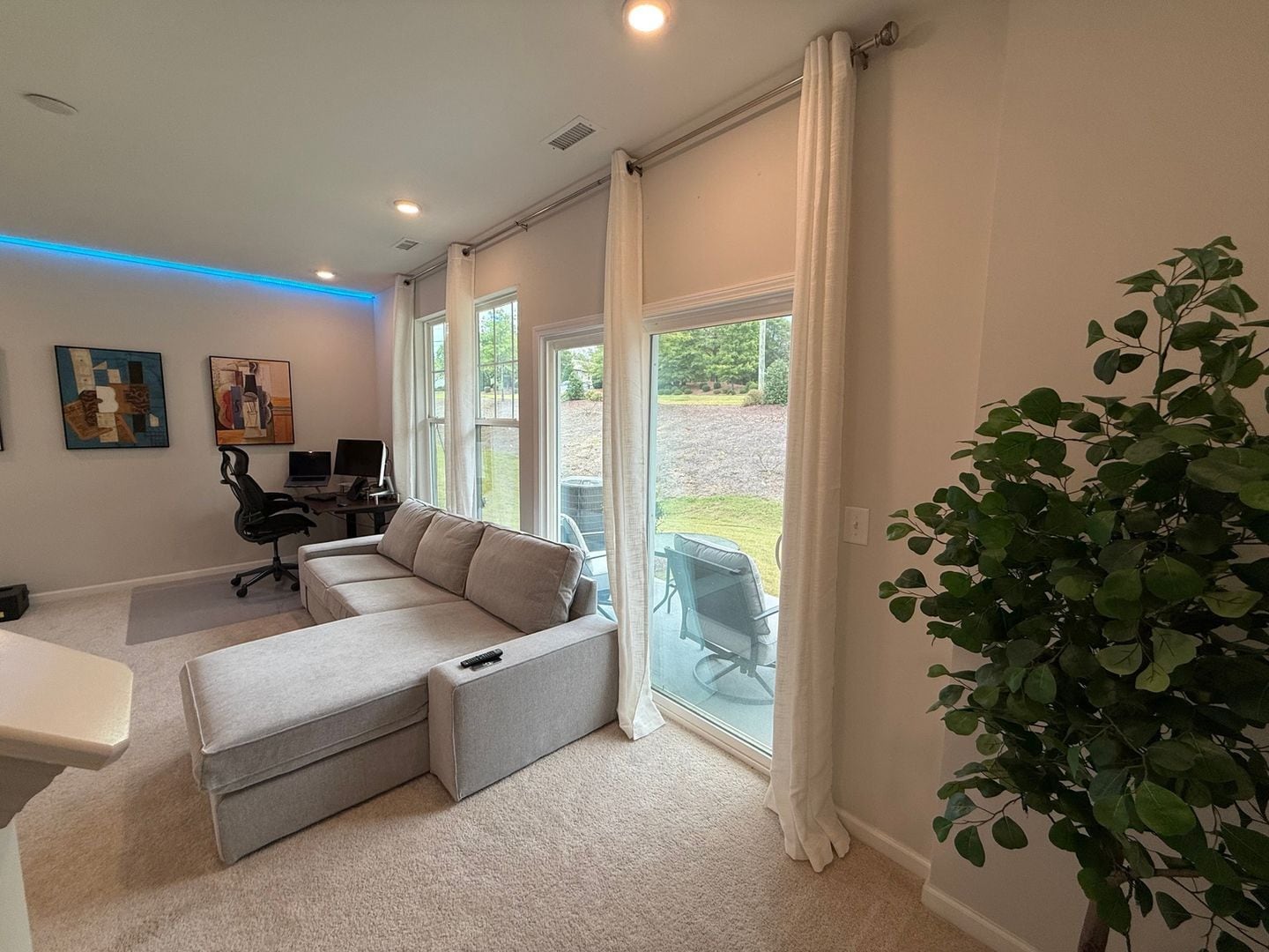 Building Photo - 1228 Commack Dr