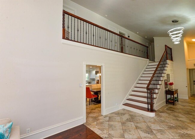 Building Photo - 10710 D-K Ranch Rd