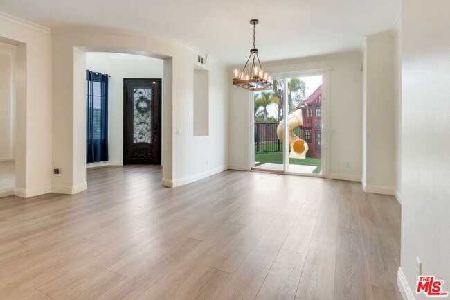 Building Photo - 17426 Half Moon Ct