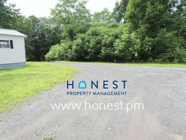 Building Photo - 9 Lexi Ln