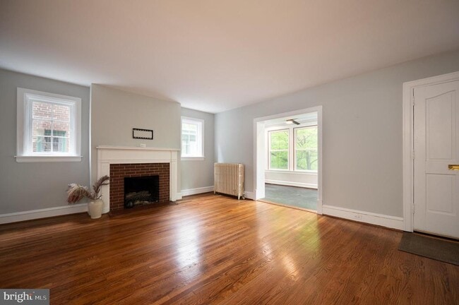 Building Photo - 1406 Lovering Ave