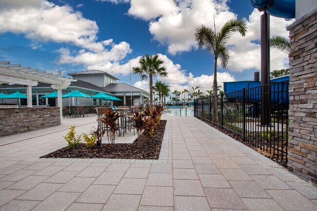 Building Photo - Lakeside Luxury in Parrish - 5 Bedroom BRAND NEW HOME