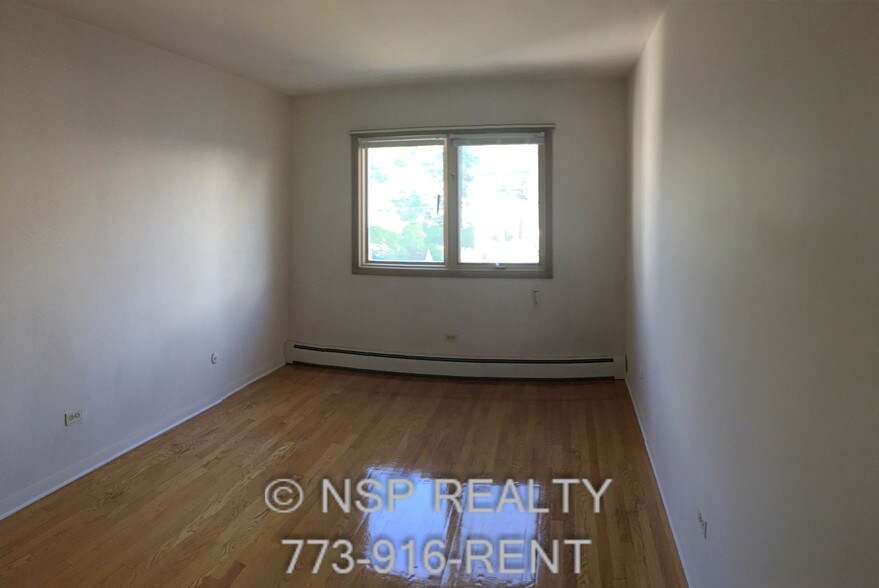 Building Photo - 931 S Cora St