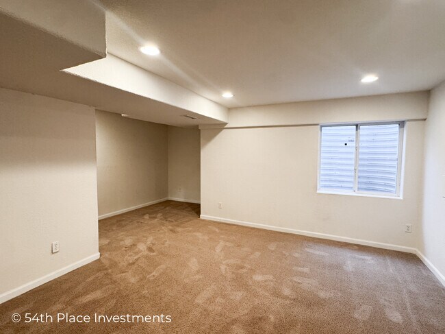 Building Photo - 8229 W 54th Ave