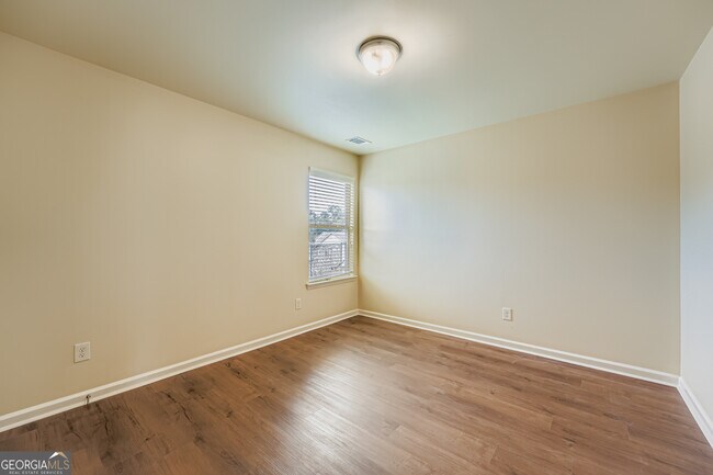 Building Photo - 1123 Easley Ct SE