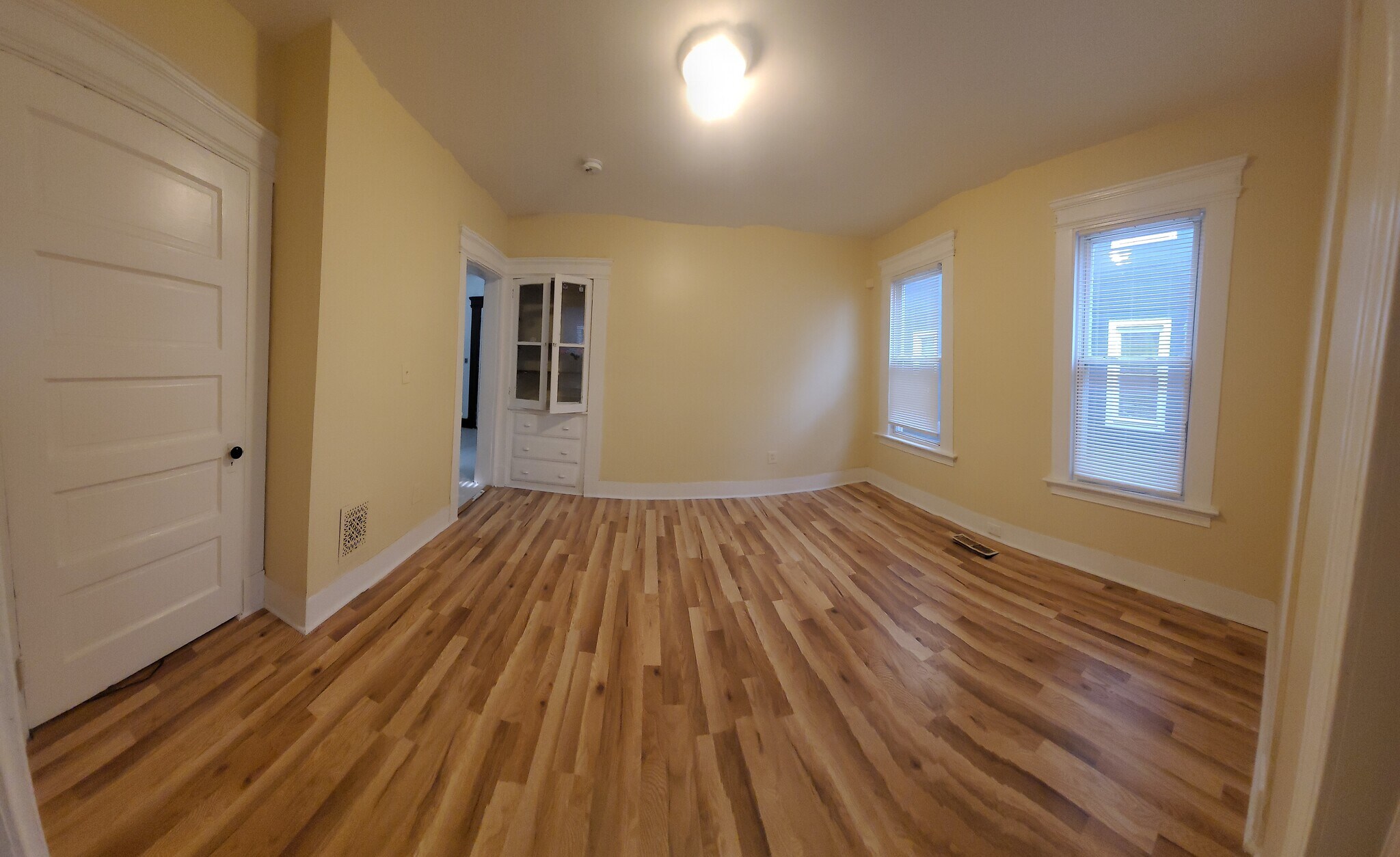 Dining room - 154 Read St