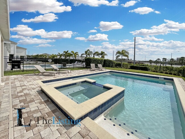 Building Photo - 7755 Westland Dr