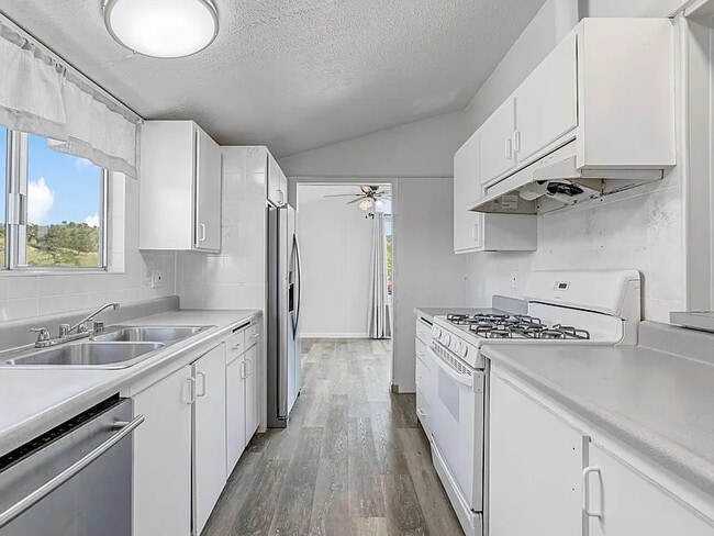 Building Photo - 27062 Road