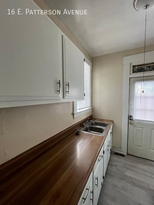 Building Photo - 16 E Patterson Ave