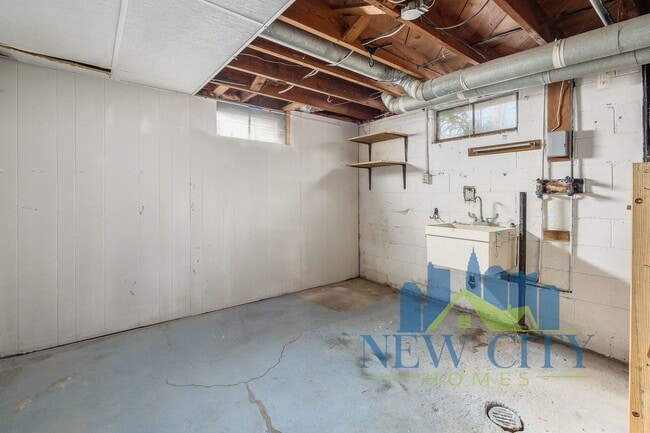 Building Photo - WAIVED APPLICATION FEE THRU! Single Family...