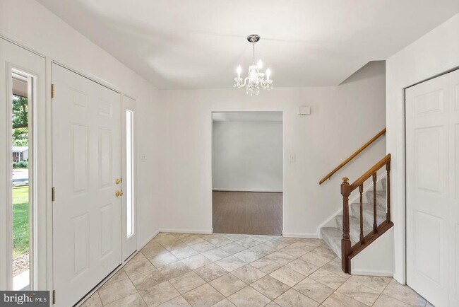 Building Photo - 8902 Huxley Ct