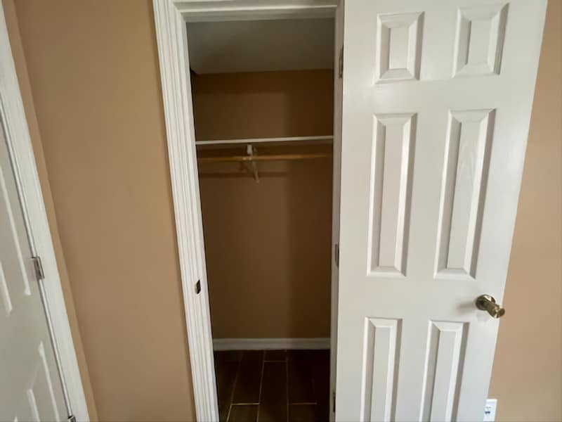 Building Photo - 531 Roper St