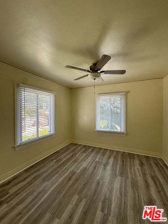 Building Photo - 368 Entrada Dr