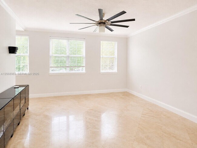 Building Photo - 2069 S Ocean Dr