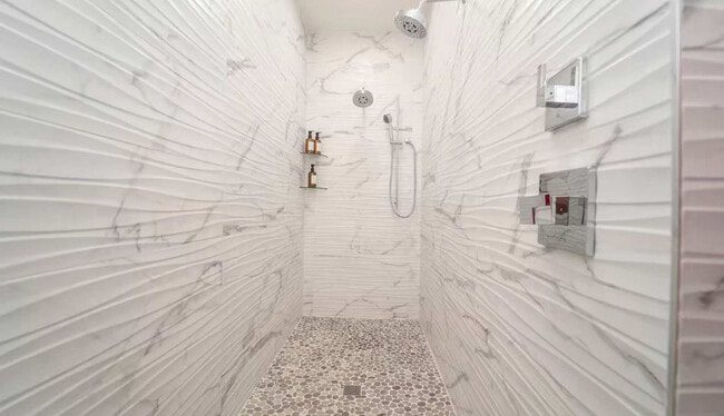 Building Photo - 10573 Jasper Ln