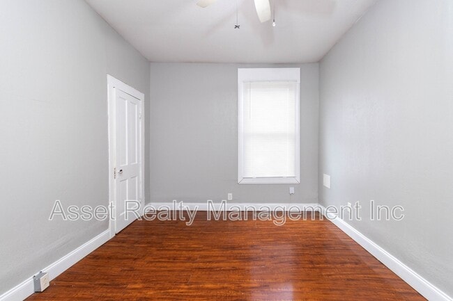 Building Photo - 1401 Hannah Ave