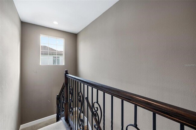 Building Photo - 4123 Windcrest Dr