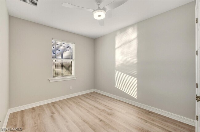 Building Photo - 28049 Captiva Shell Lp