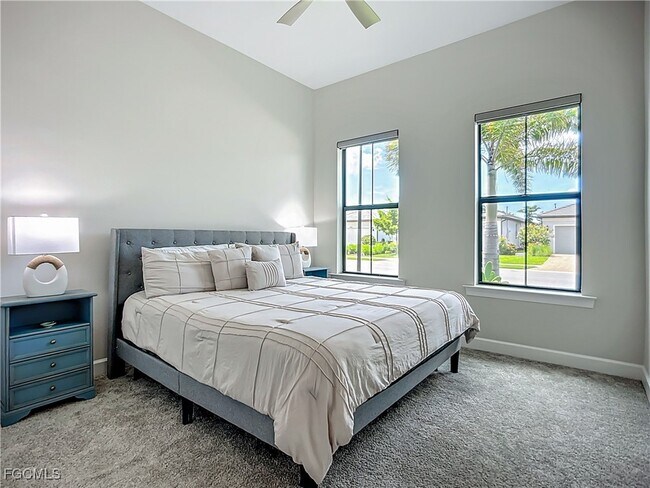 Building Photo - 2126 Yellowfin Cir