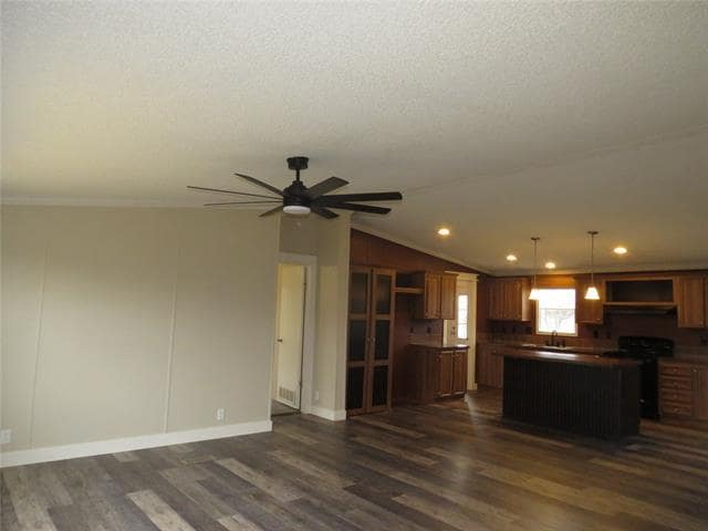 Building Photo - 2141 Crockett Rd