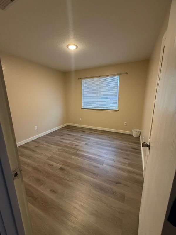 Building Photo - 13121 Blackeyed Susan Trail