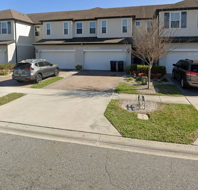 Building Photo - 15535 Willow Arbor Cir